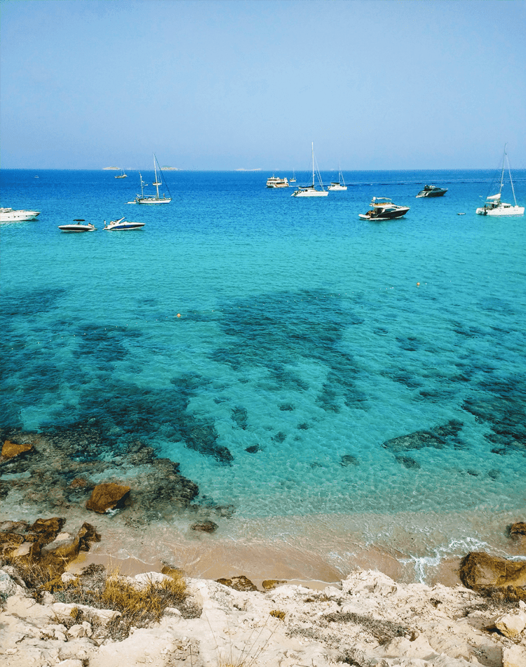 a pochi passi dal mare