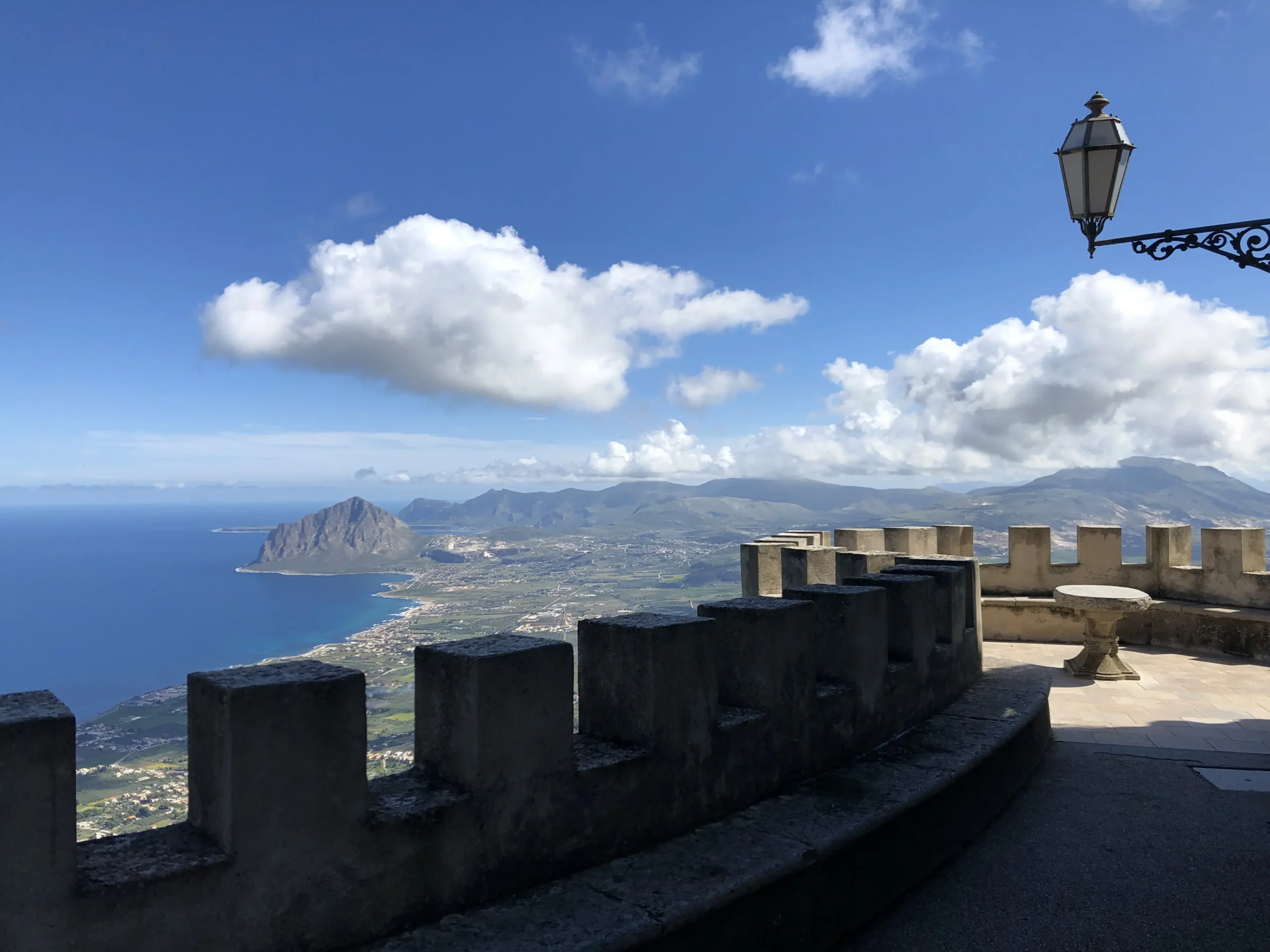 Foto di una caletta della Riserva dello Zingaro